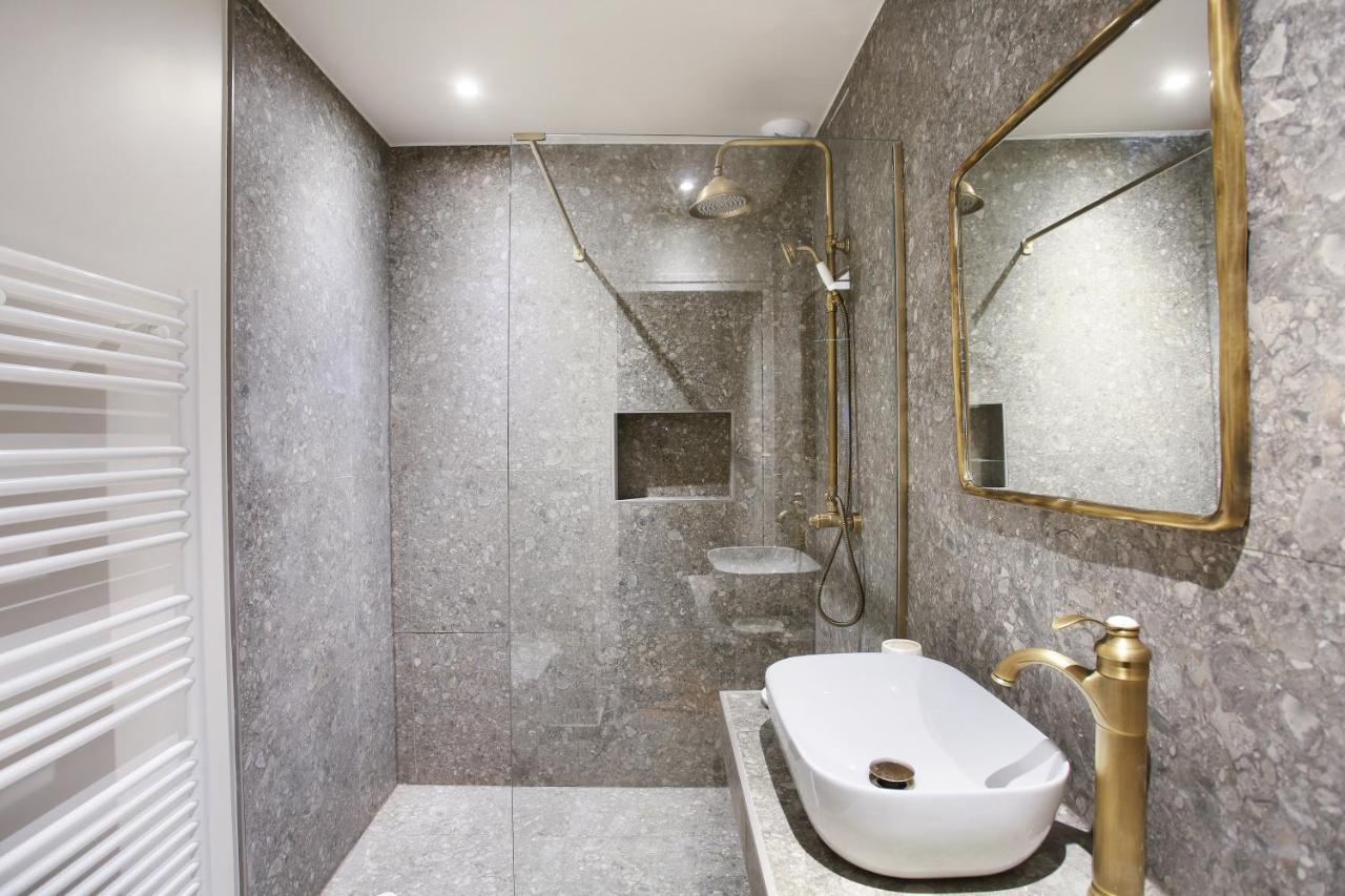 Residence In The Center Of Paris By Studio Prestige מראה חיצוני תמונה